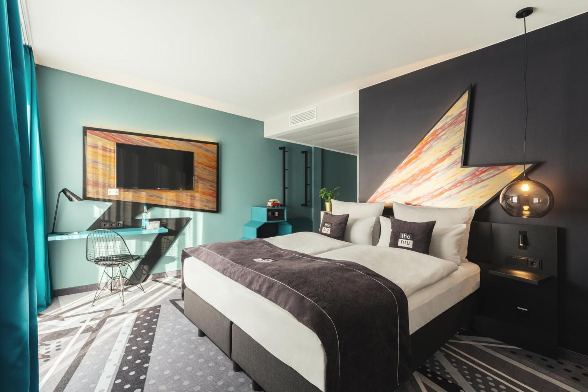 Holiday Inn - The Niu, Flash Berlin Charlottenburg By Ihg Exterior photo