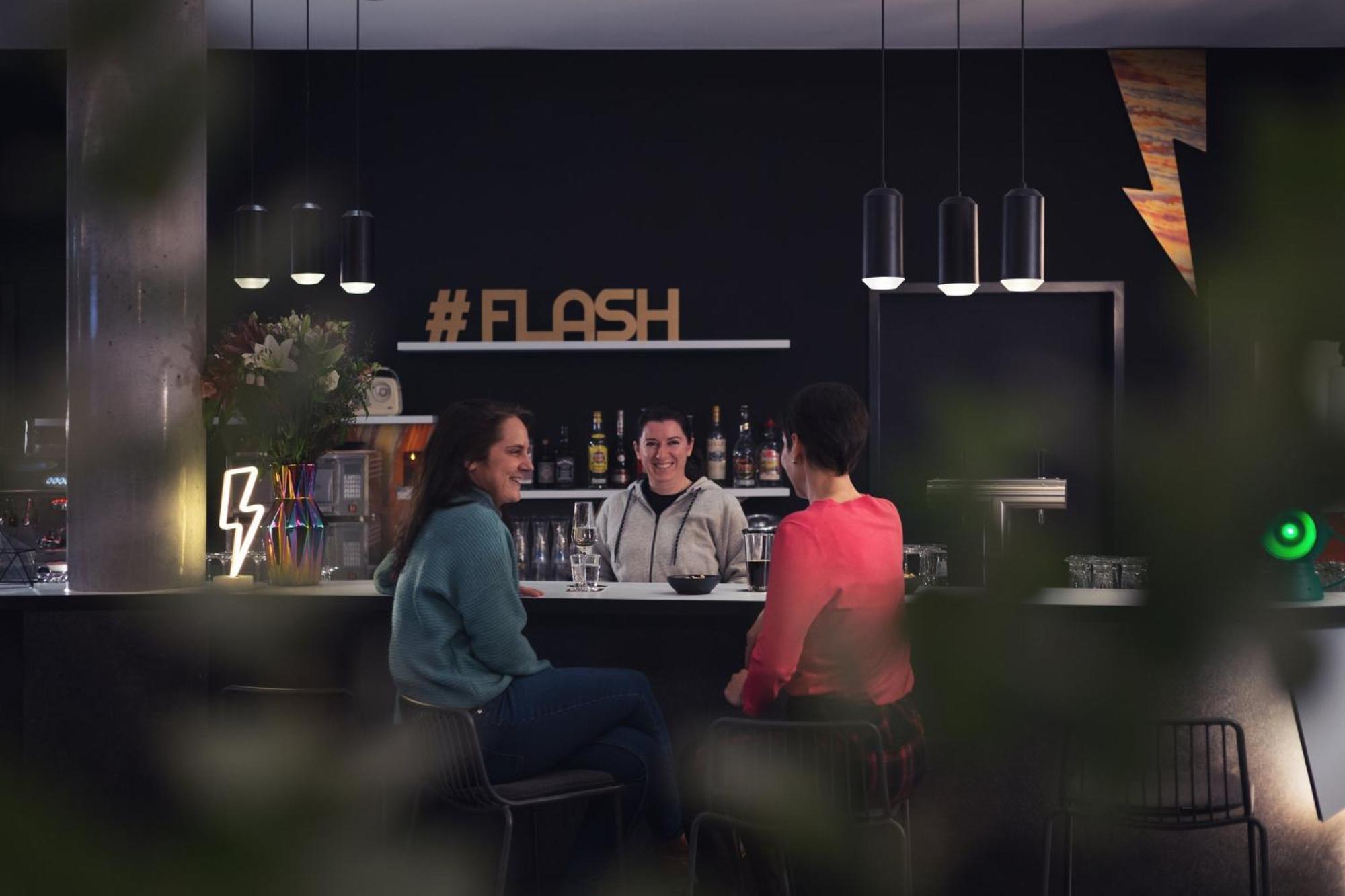 Holiday Inn - The Niu, Flash Berlin Charlottenburg By Ihg Exterior photo